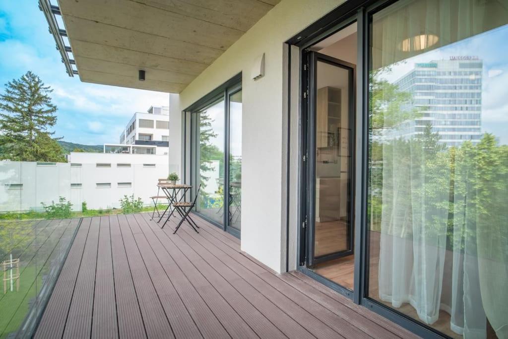 Patronka - Stylish With A Spacious Terrace Apartment *
